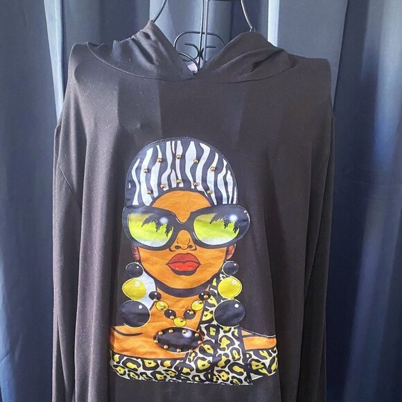 Free Kisses - Caribbean Queen Graphic Hoodie - Picture 2 of 6